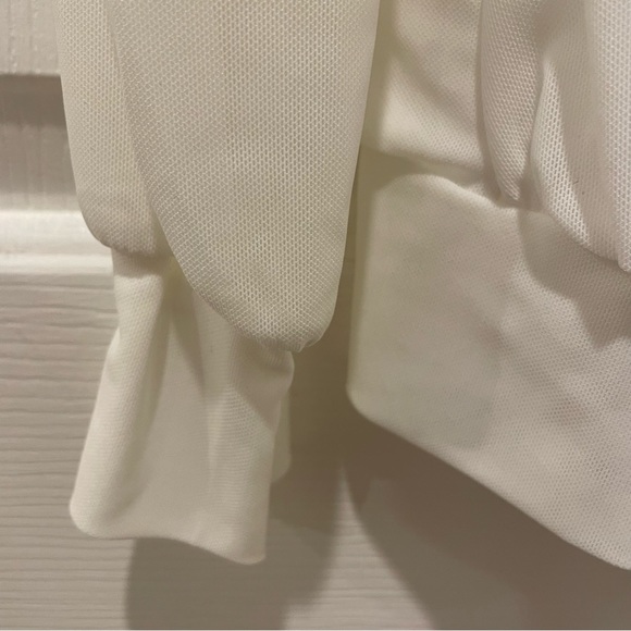 Women’s White Long Sleeve Blouse, Size Medium, New with Tags - Picture 2 of 8